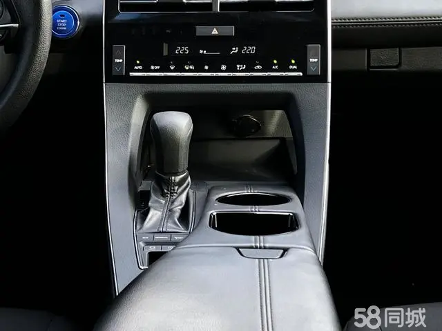 Toyota Avalon 2020 car image #11