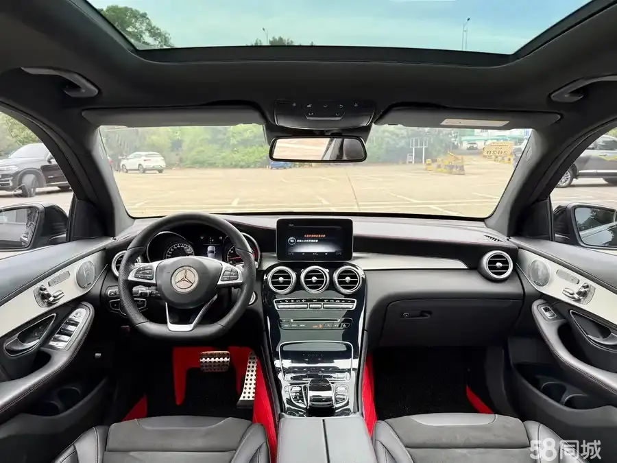 Mercedes-Benz GLC AMG 2017 imagem de carro #11