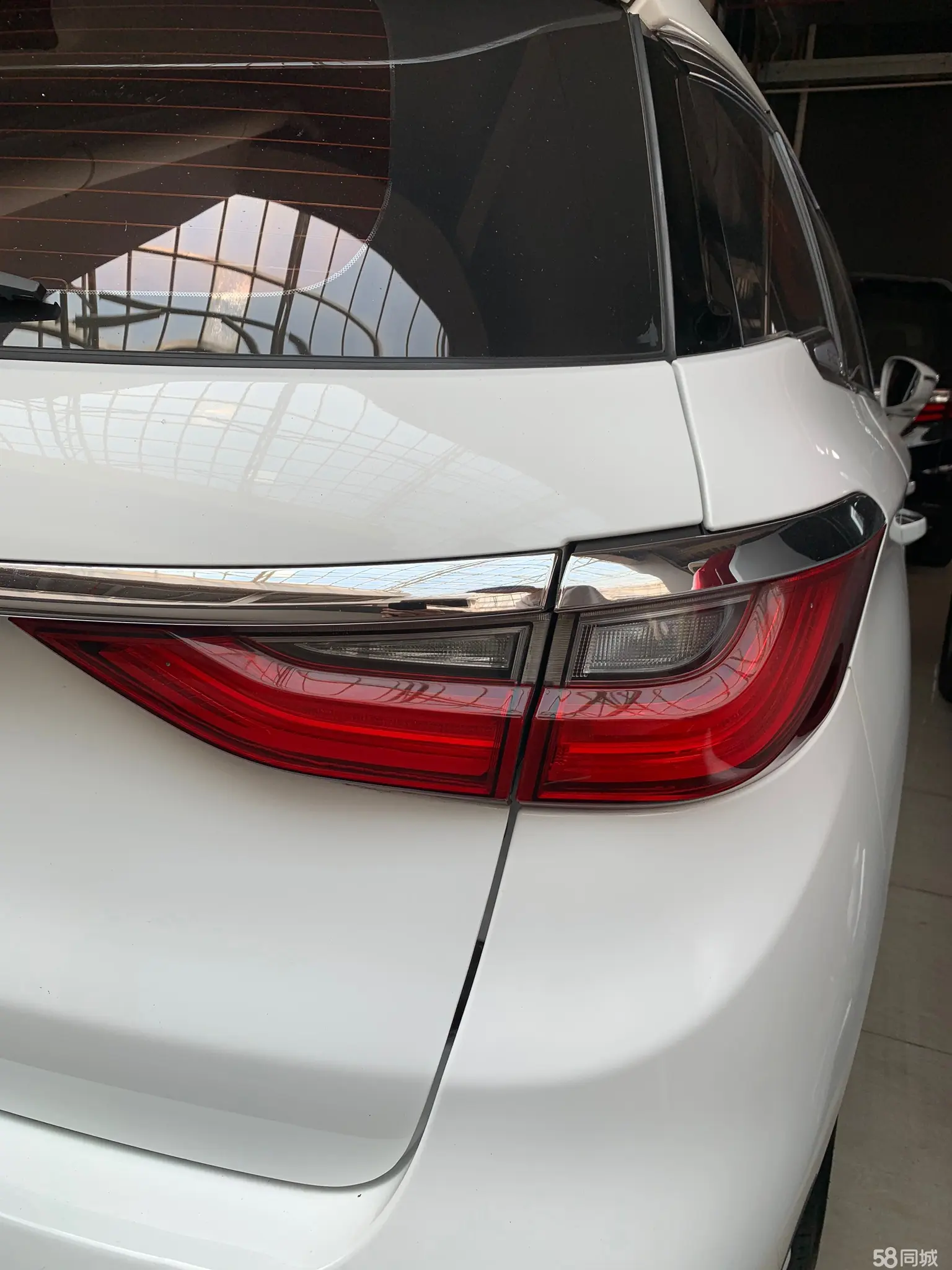 BYD Song MAX 2018 car image #11