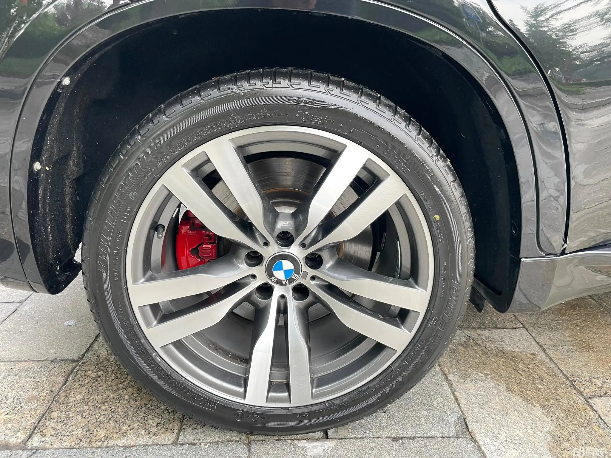 BMW X6 M 2013 car image #11