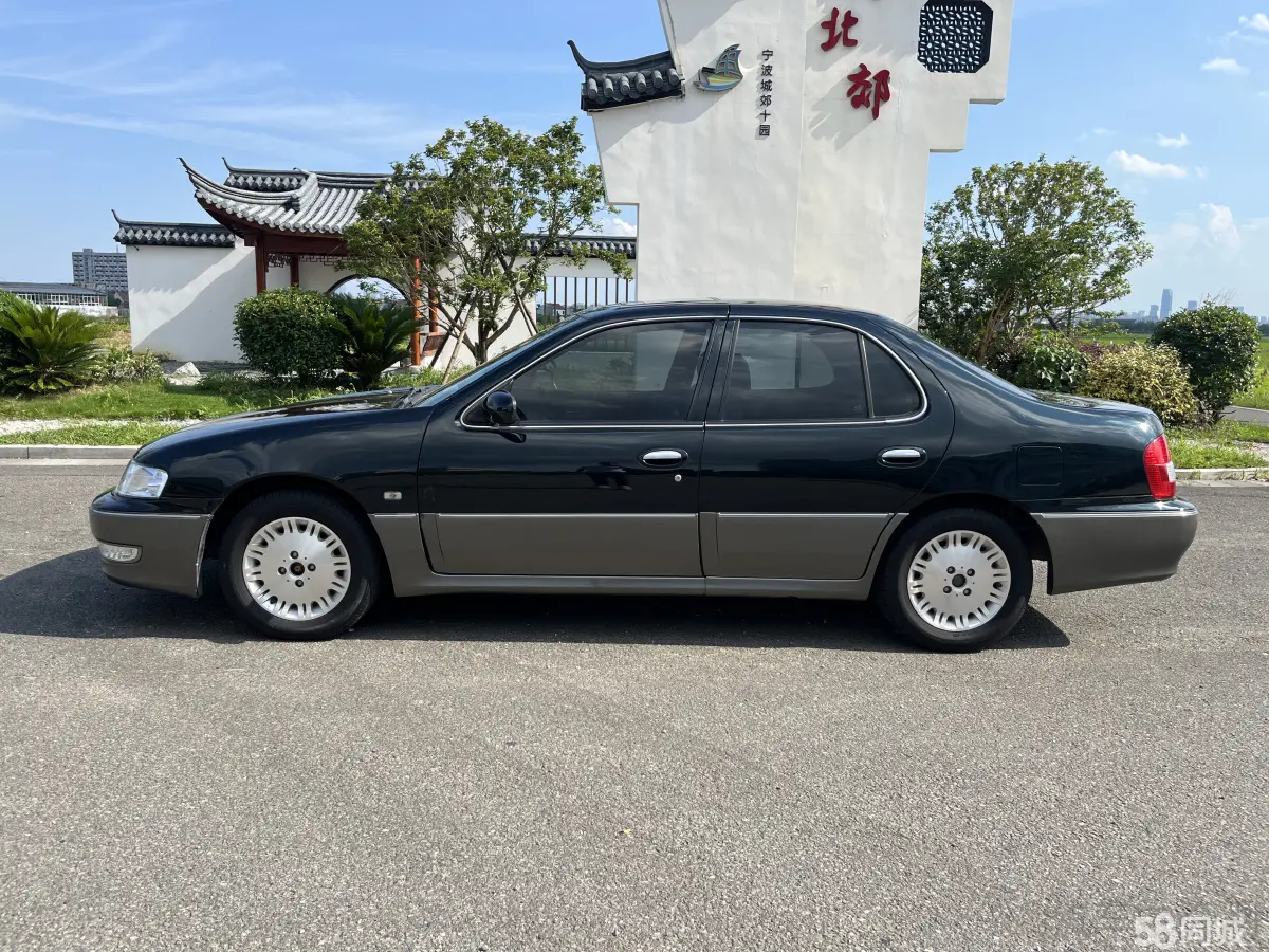 日产 蓝鸟经典 2003 汽车图片 #11