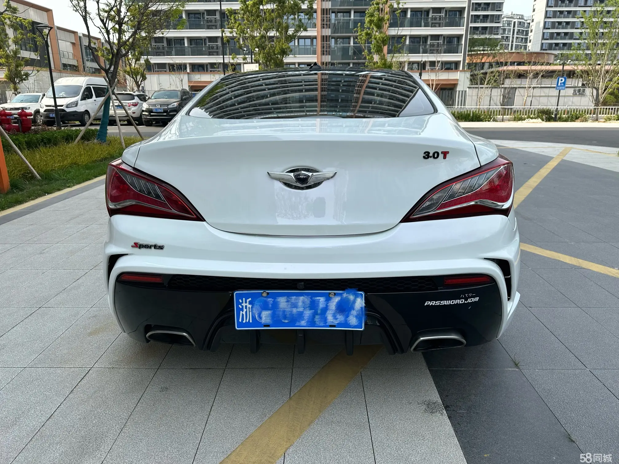 Hyundai Rohens-Coupe 2013 car image #11