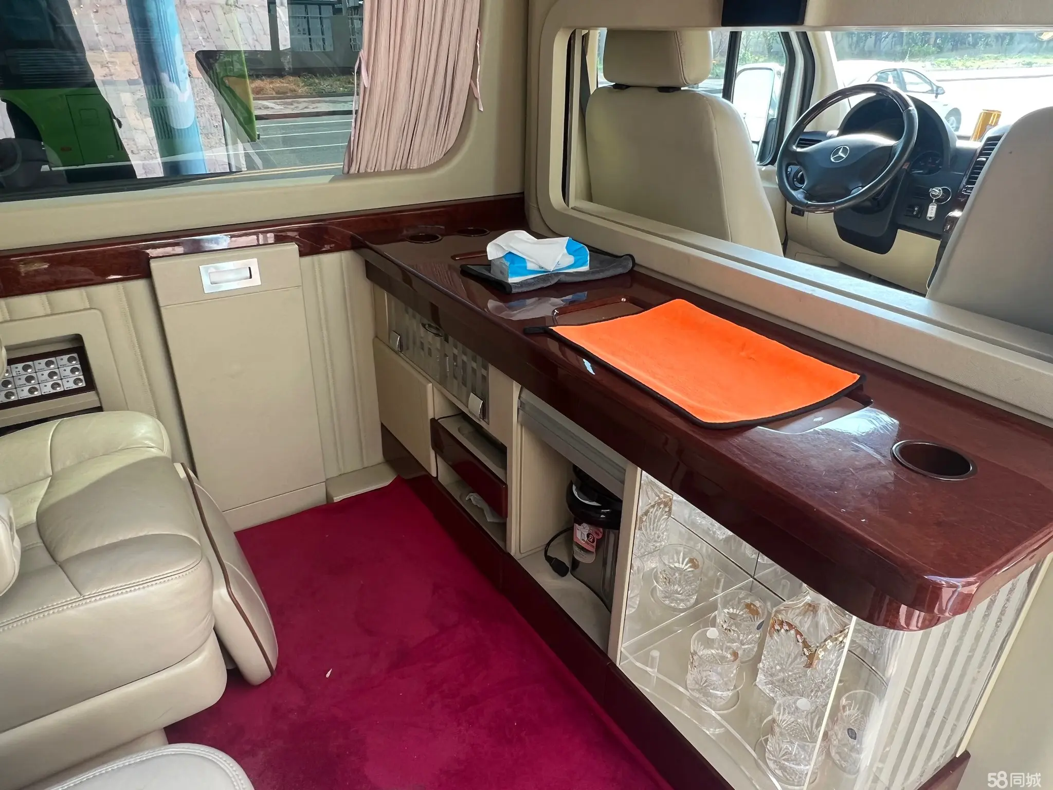 Mercedes-Benz Sprinter 2014 car image #11