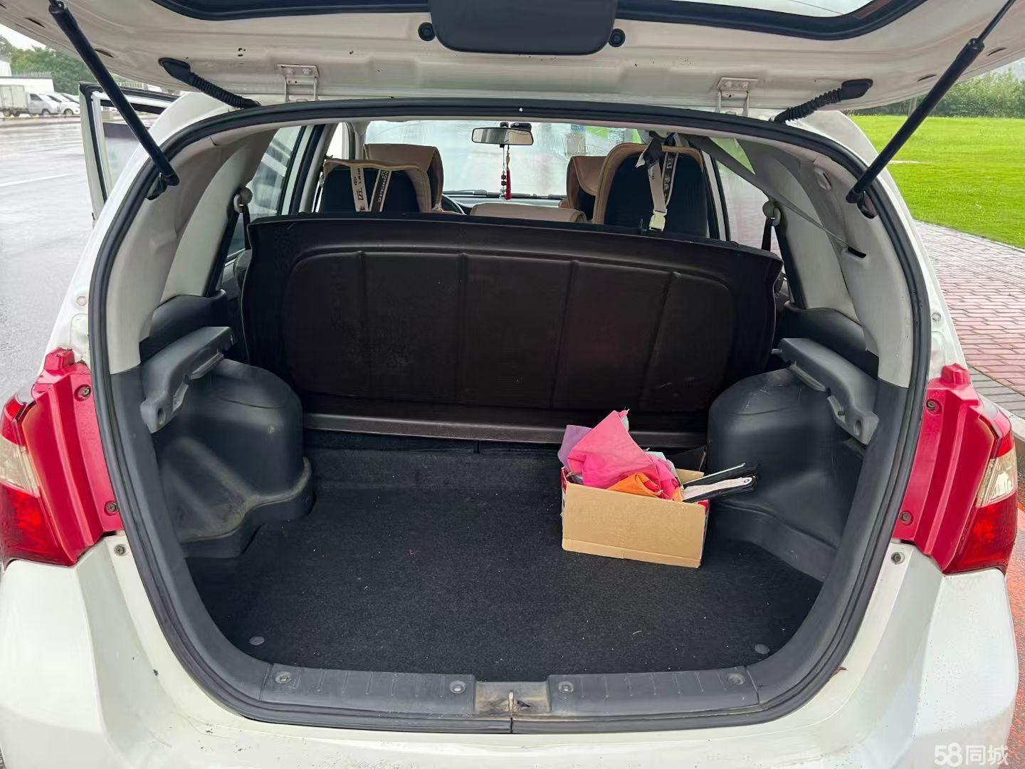 Suzuki Liana A6 2014 immagine di auto #11