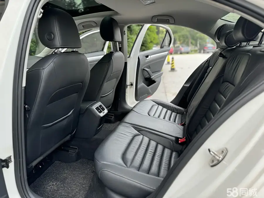 Volkswagen Lamando 2016 immagine di auto #11