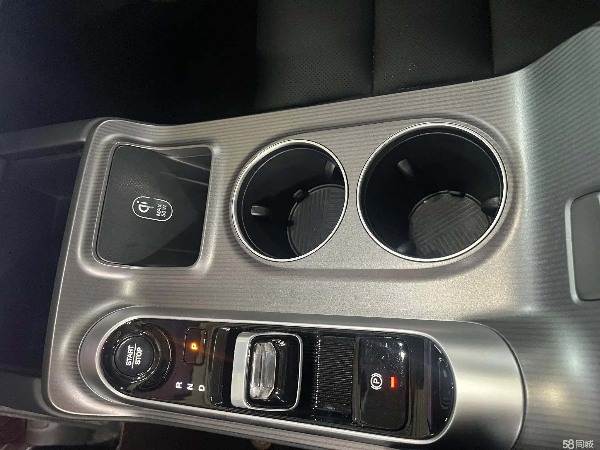 GAC Trumpchi E8 2024 #11 GAC Trumpchi E8 2024 car image #11