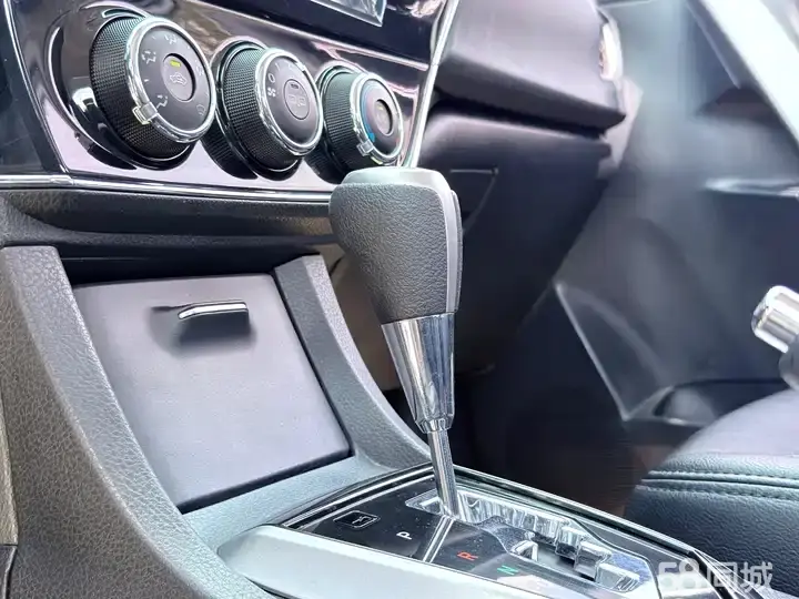 Toyota Highlander (Imported) 2014 car image #11