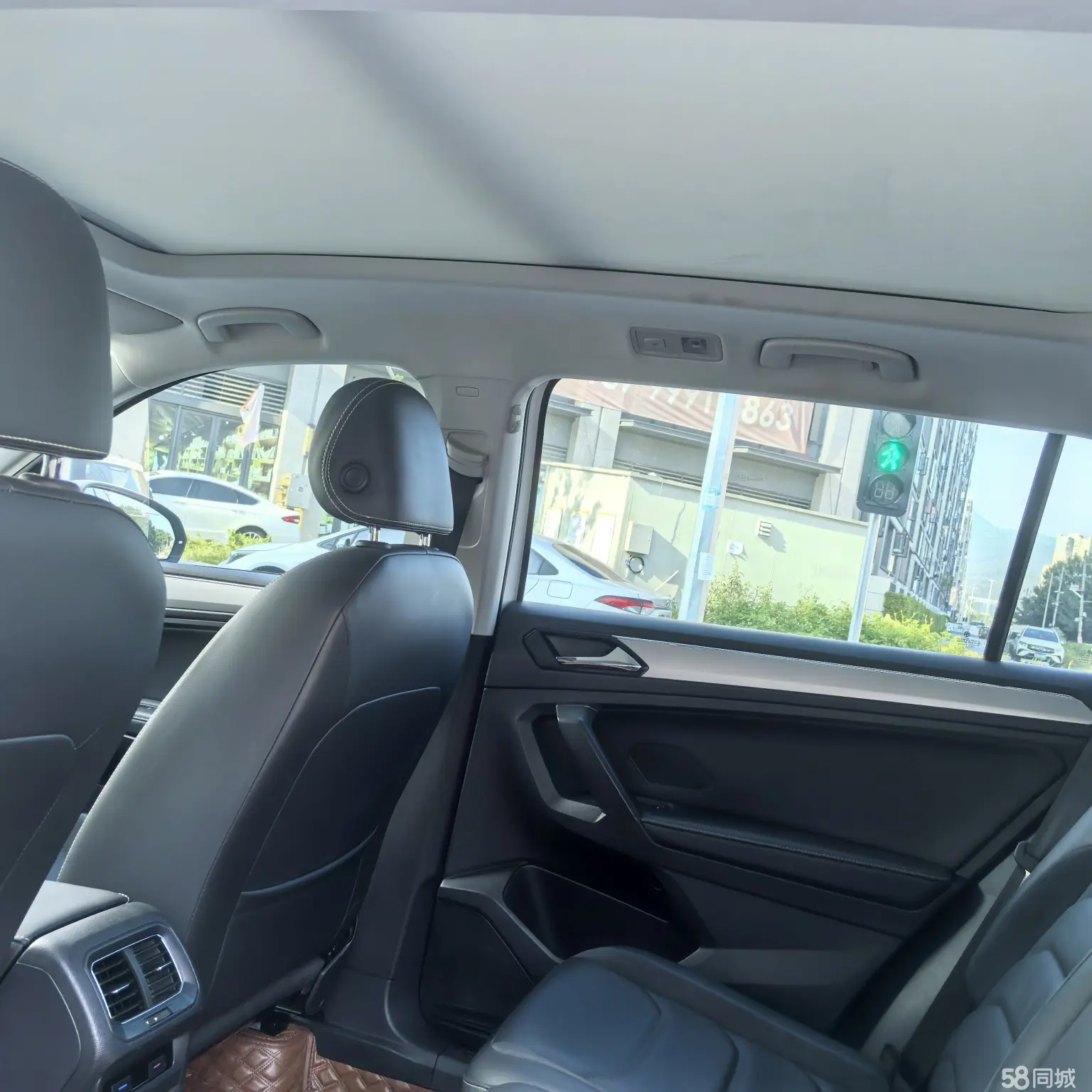 Volkswagen Tiguan L 2021 car image #11