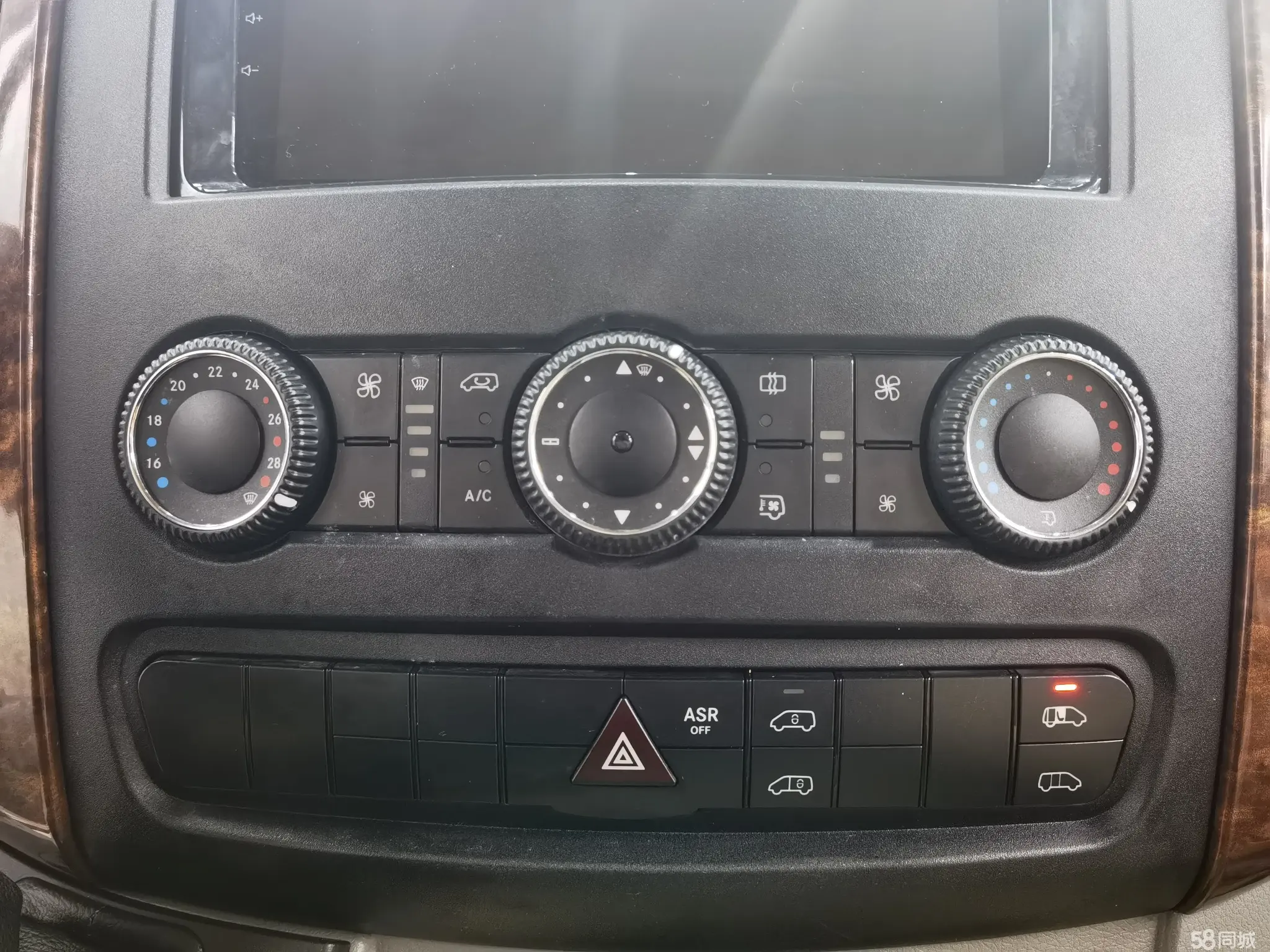 Mercedes-Benz Sprinter 2013 #11 Mercedes-Benz Sprinter 2013 car image #11