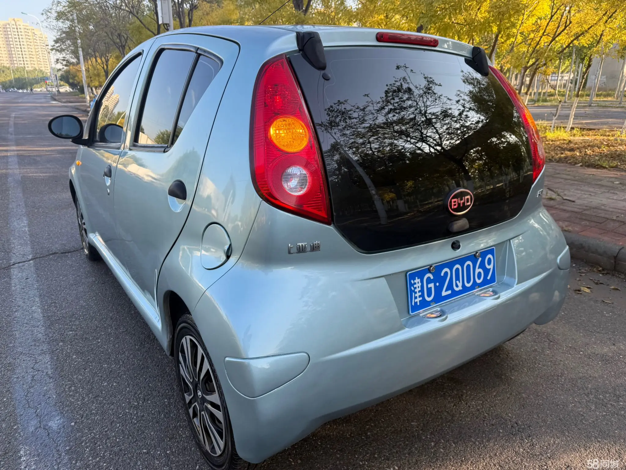 BYD F0 2015 car image #11