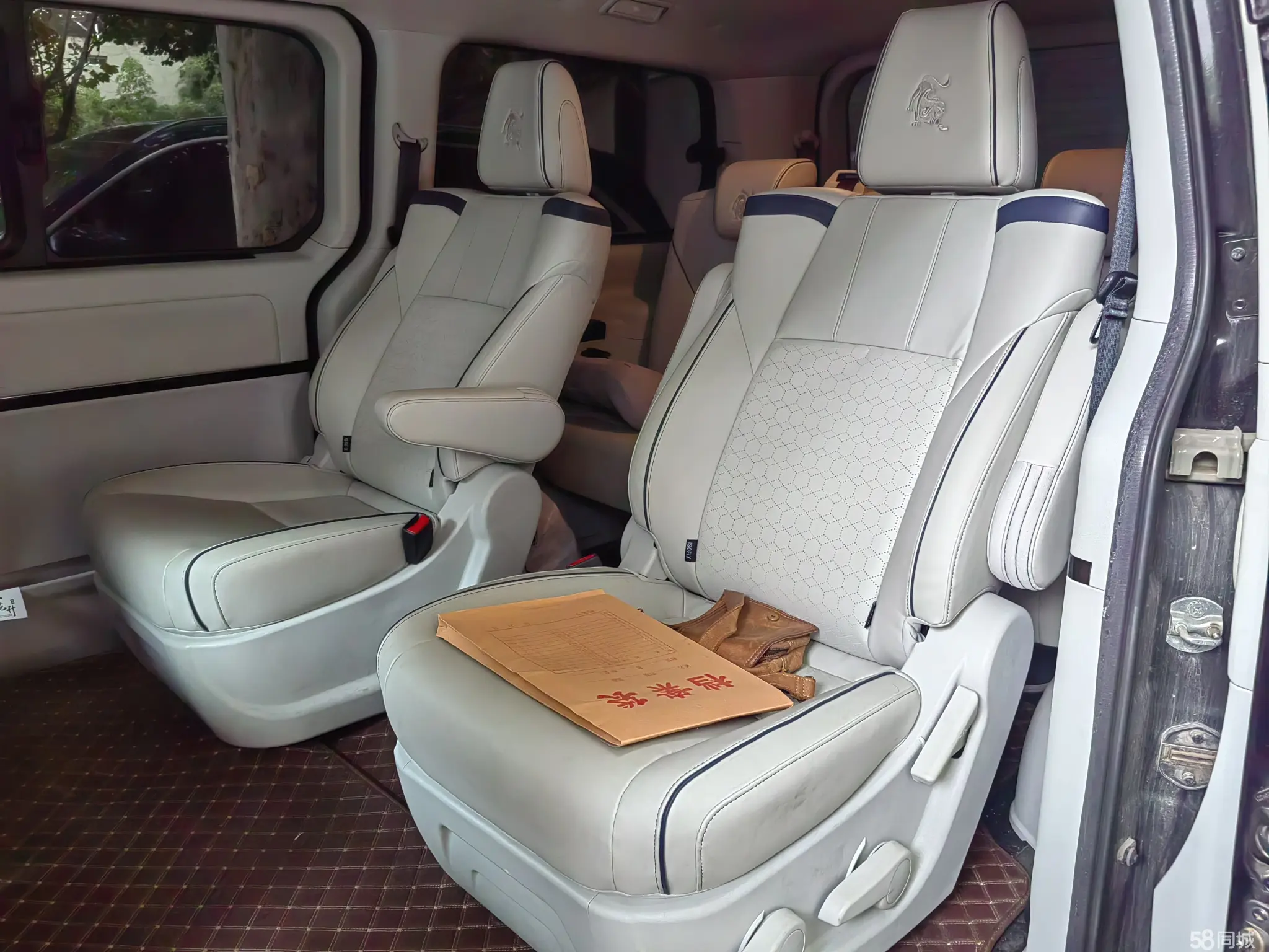 Forthing M7 2024 صورة سيارة #11