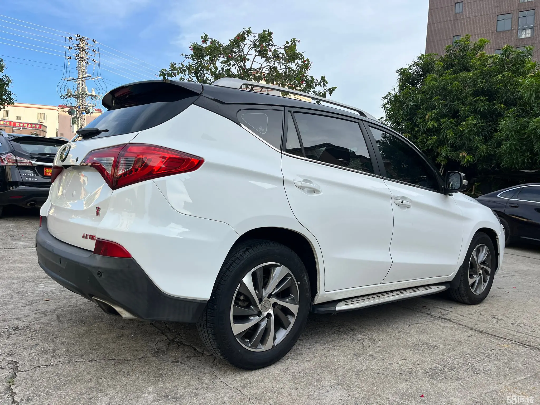 BYD Song 2016 #11 BYD Song 2016 car image #11