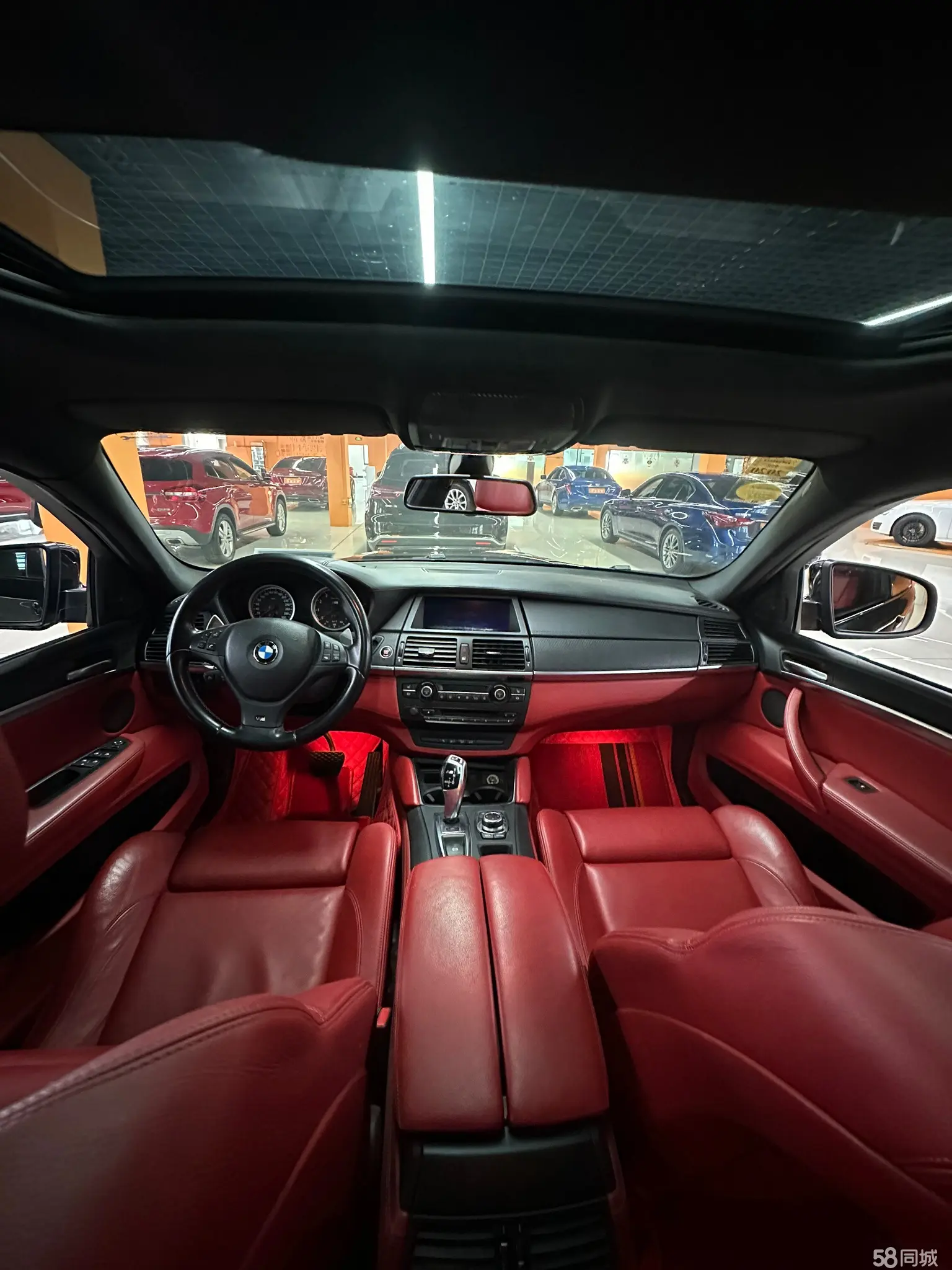 BMW X6 M 2014 car image #11