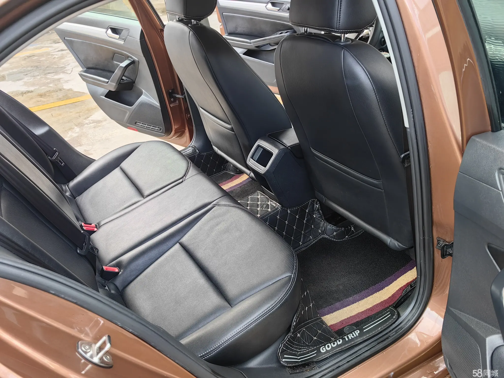 Volkswagen Lamando 2015 immagine di auto #11