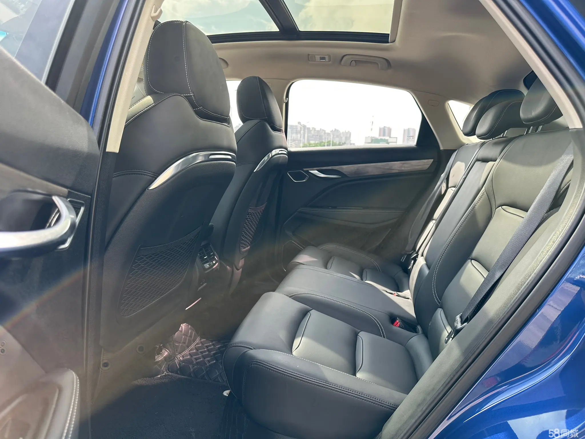 GEELY Tugella 2019 #11 GEELY Tugella 2019 car image #11