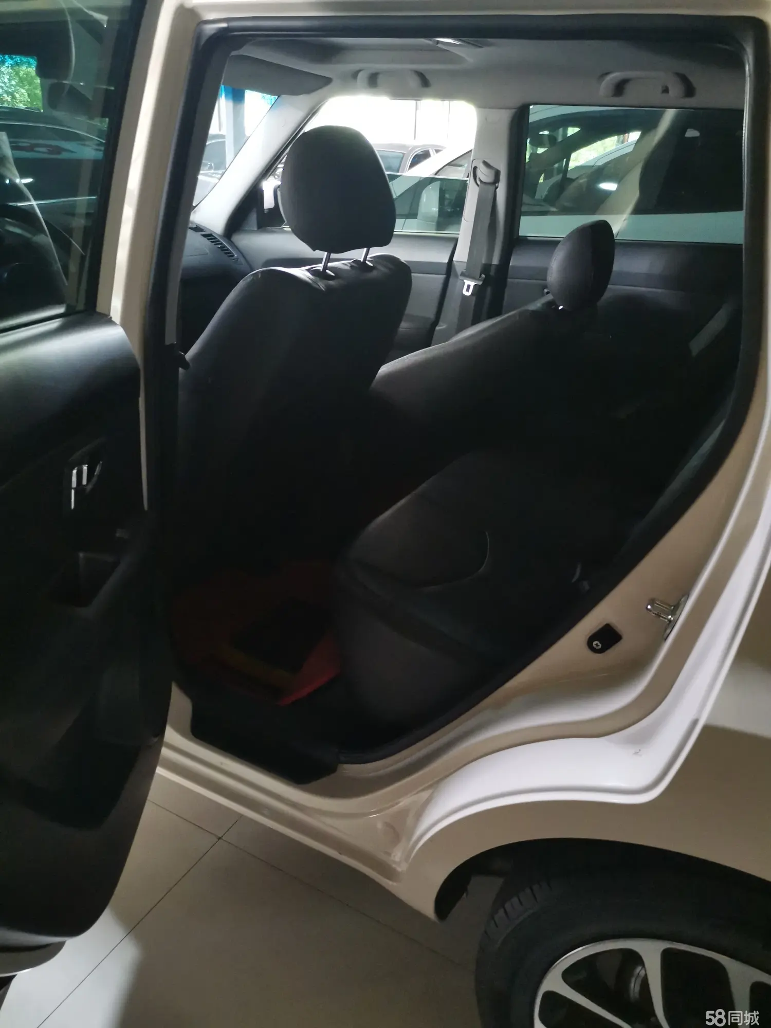 起亚 秀尔 2016 汽车图片 #11