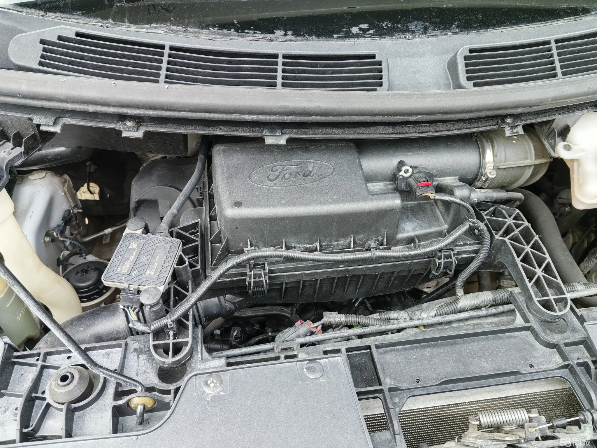 Ford Transit 2020 car image #11