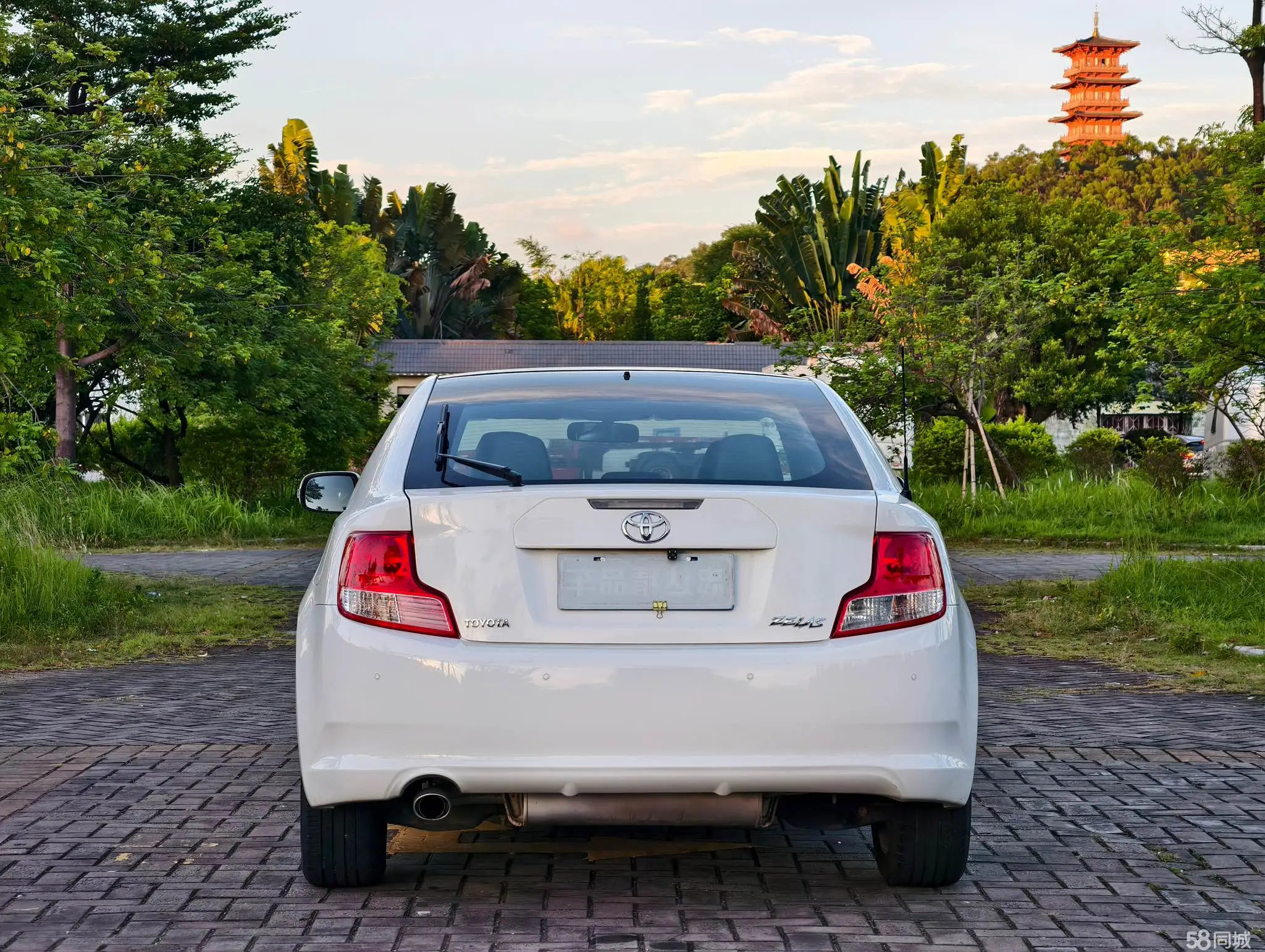 Toyota Zelas 2013 car image #11