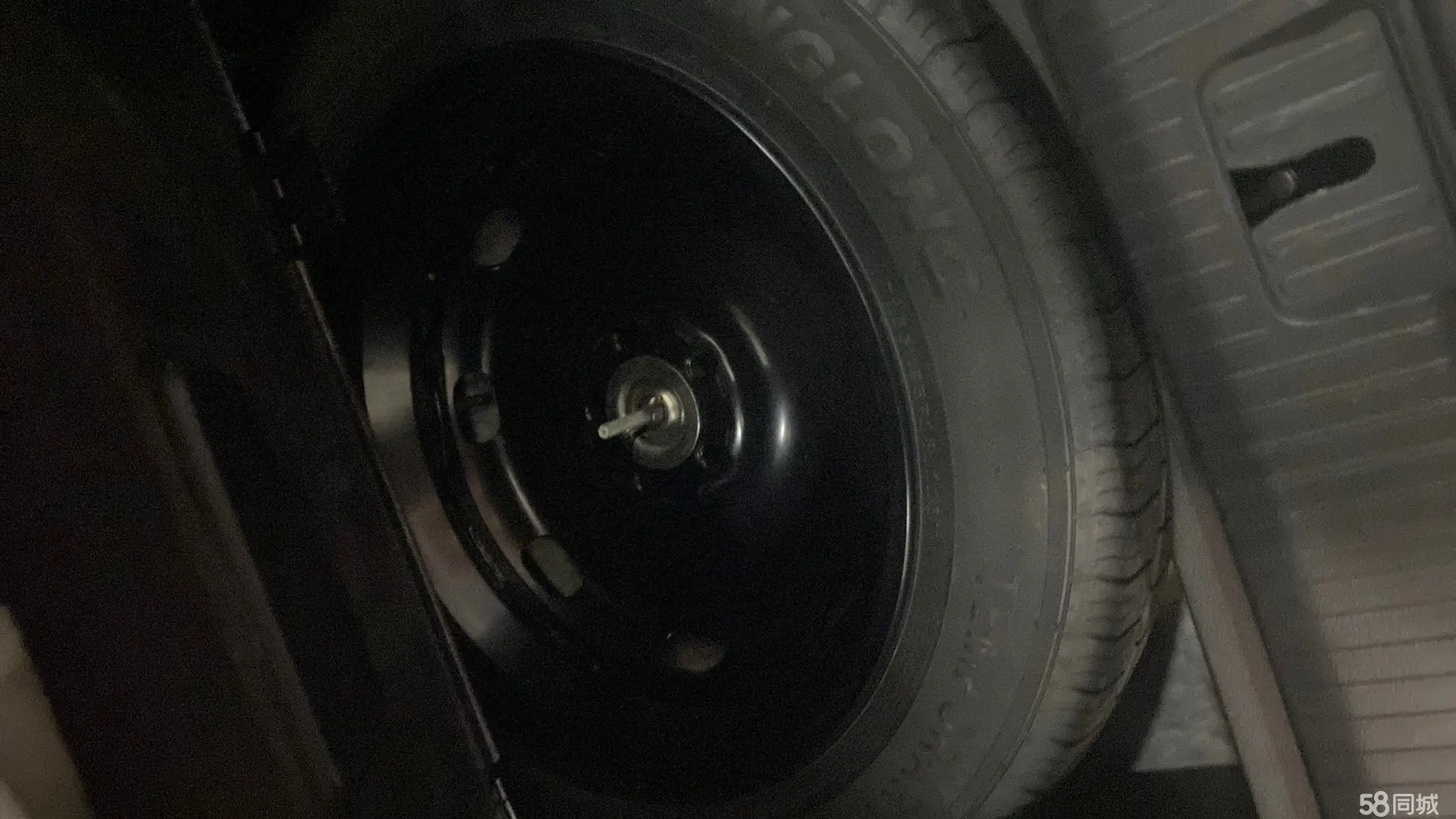 Volkswagen Tavendor 2022 car image #11