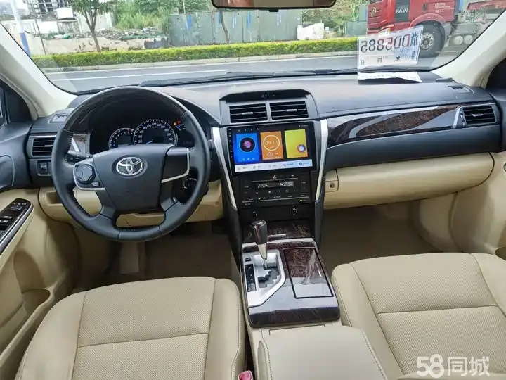 Toyota Camry 2015 car image #11