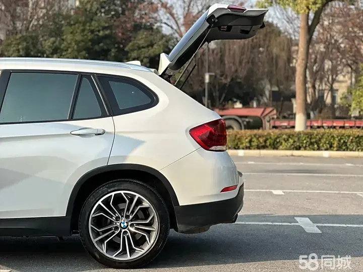 BMW X1 2015 car image #11