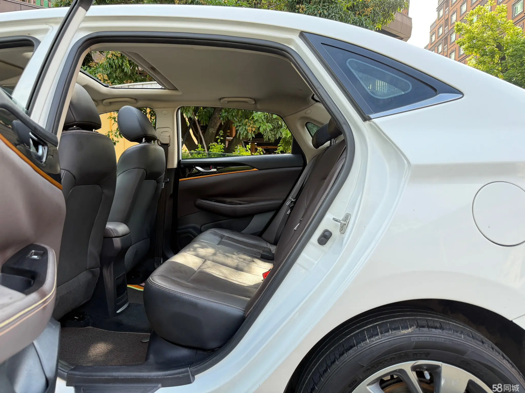 Changan Eado DT 2018 #11 Changan Eado DT 2018 car image #11