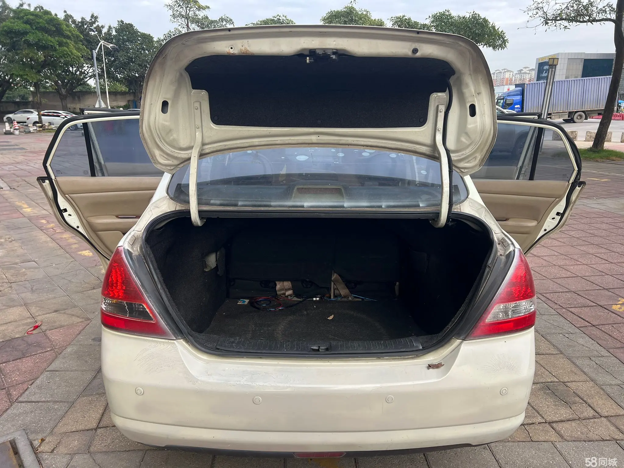 日产 颐达 2005 汽车图片 #11