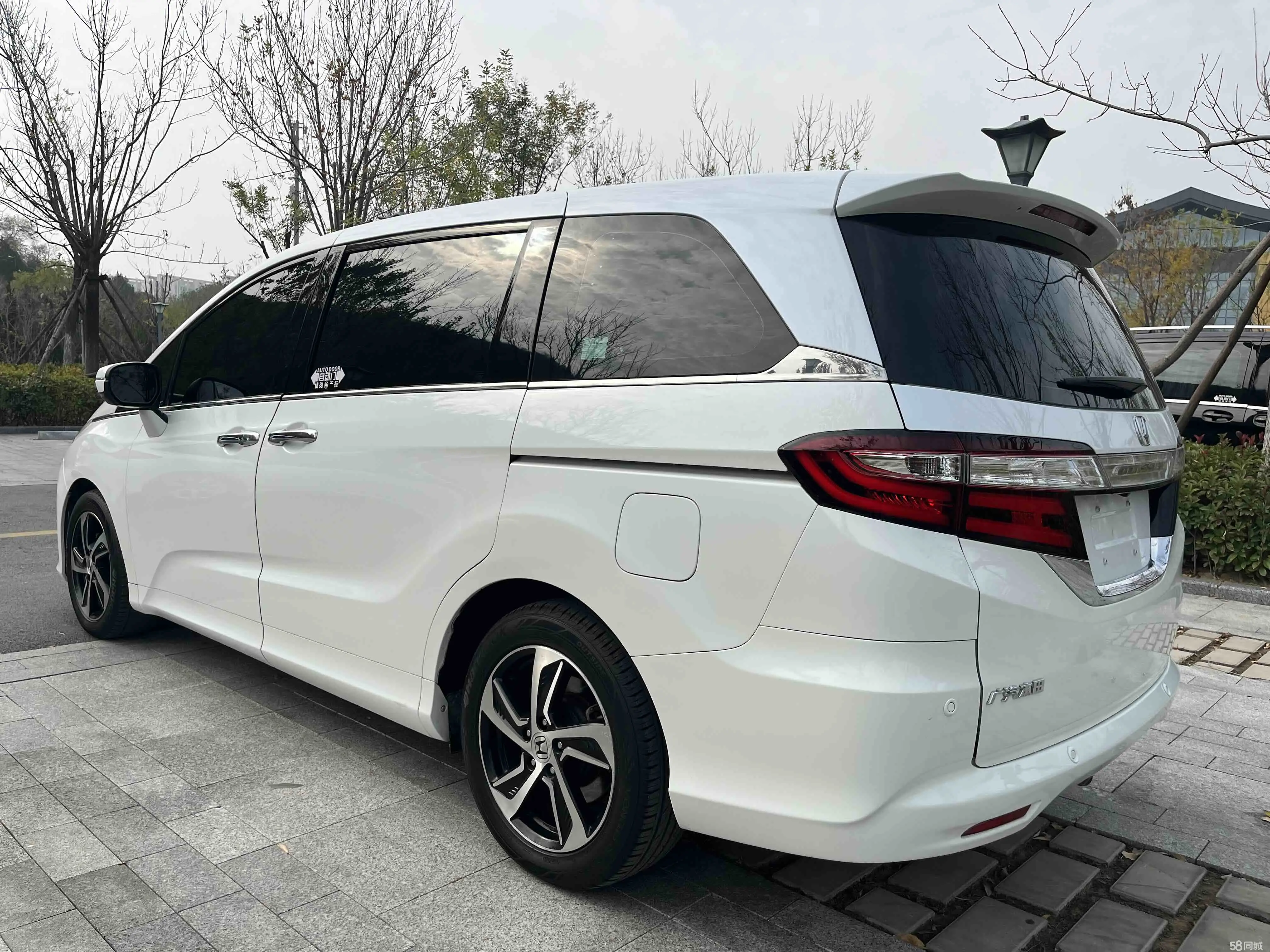 Honda ODYSSEY 2018 car image #11