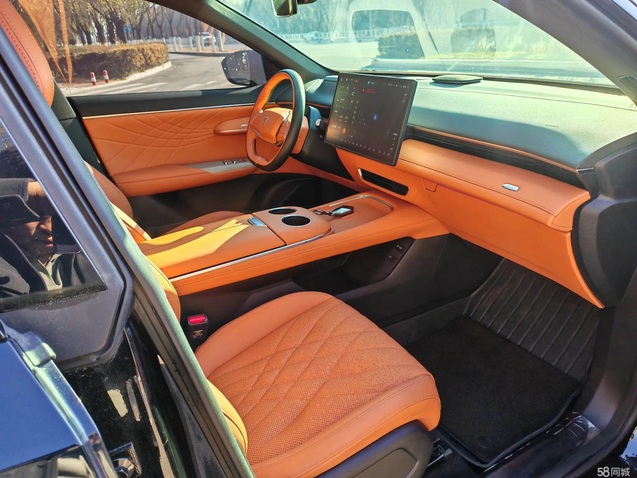 Deepal S07 2023 car image #11