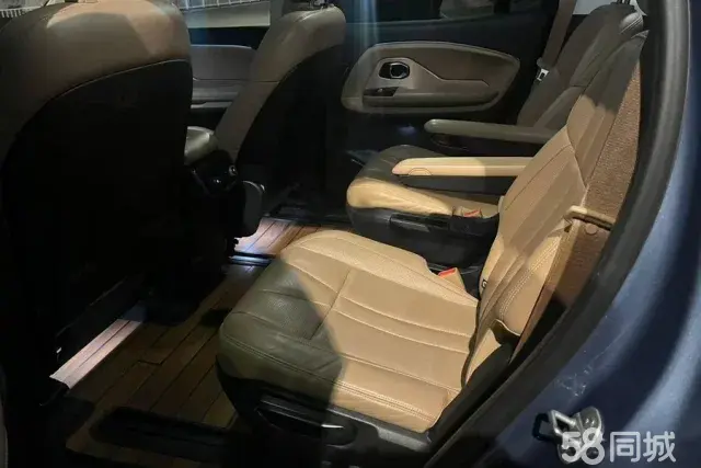 NIO ES8 2019 car image #11