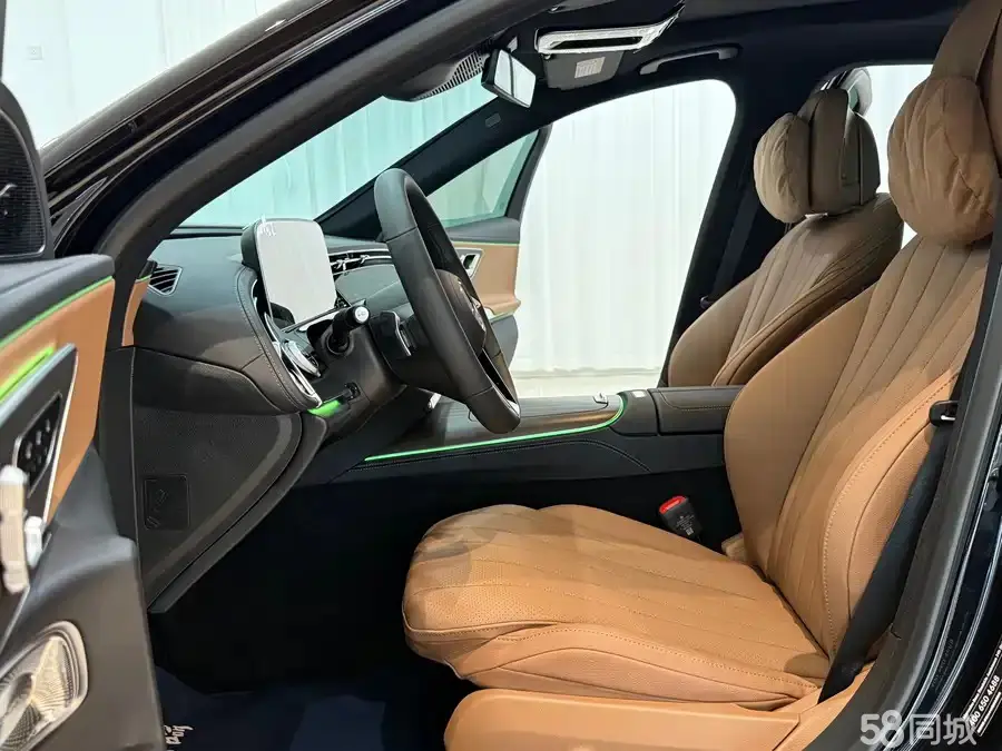 Mercedes-Benz E Class 2025 car image #11