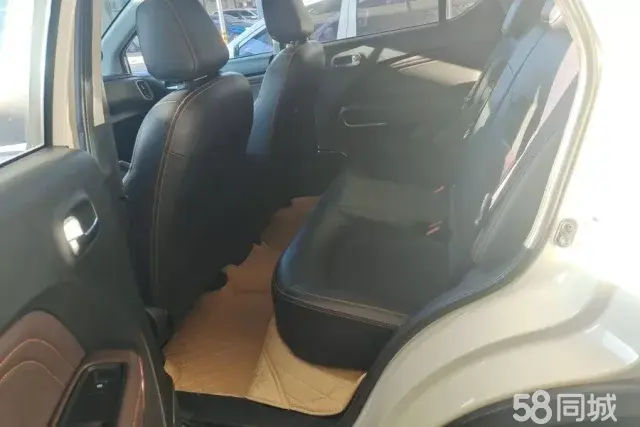 广汽传祺 传祺GS3 2018 汽车图片 #11