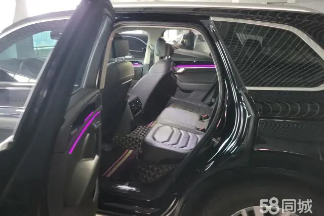 Volkswagen Touareg 2022 car image #11