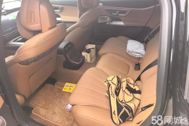 Mercedes-Benz E Class 2025 car image #11