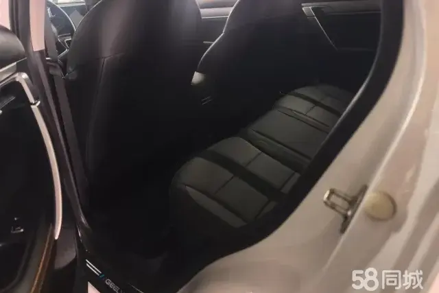 GEELY Coolray 2023 car image #11