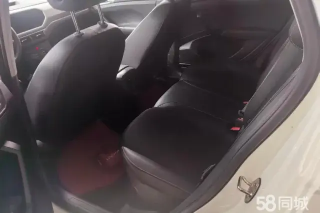 Volkswagen Tacqua 2024 immagine di auto #11