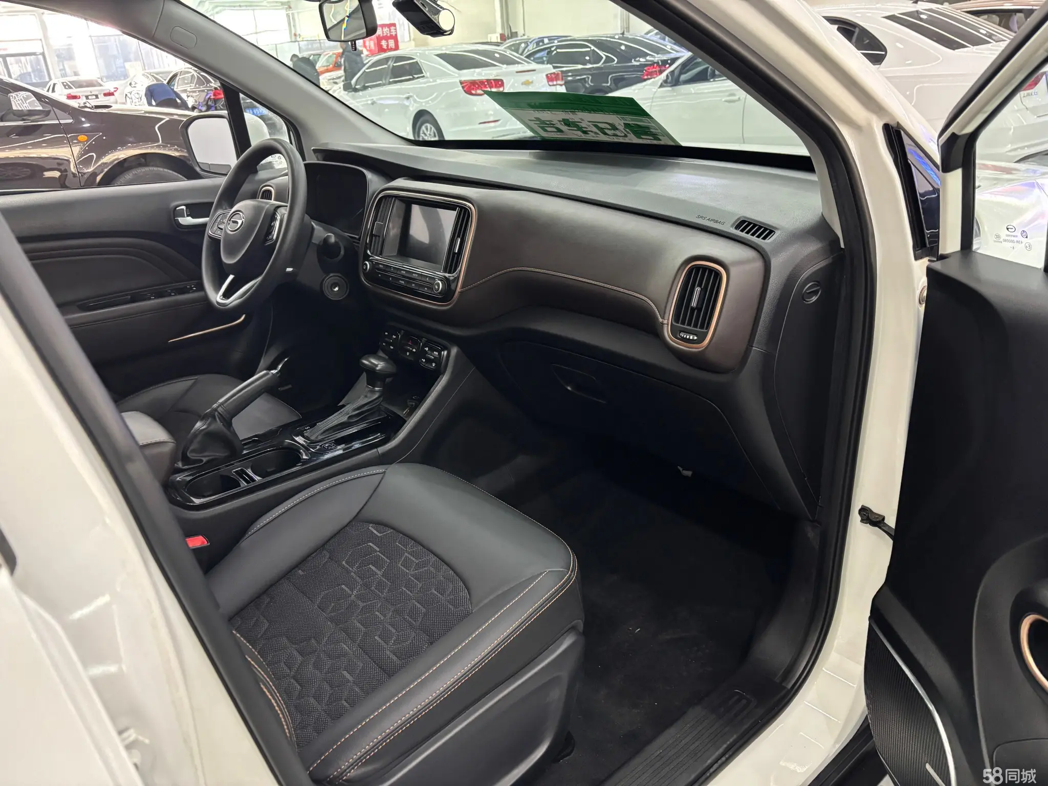 GAC Trumpchi GS3 2019 #11 GAC Trumpchi GS3 2019 car image #11