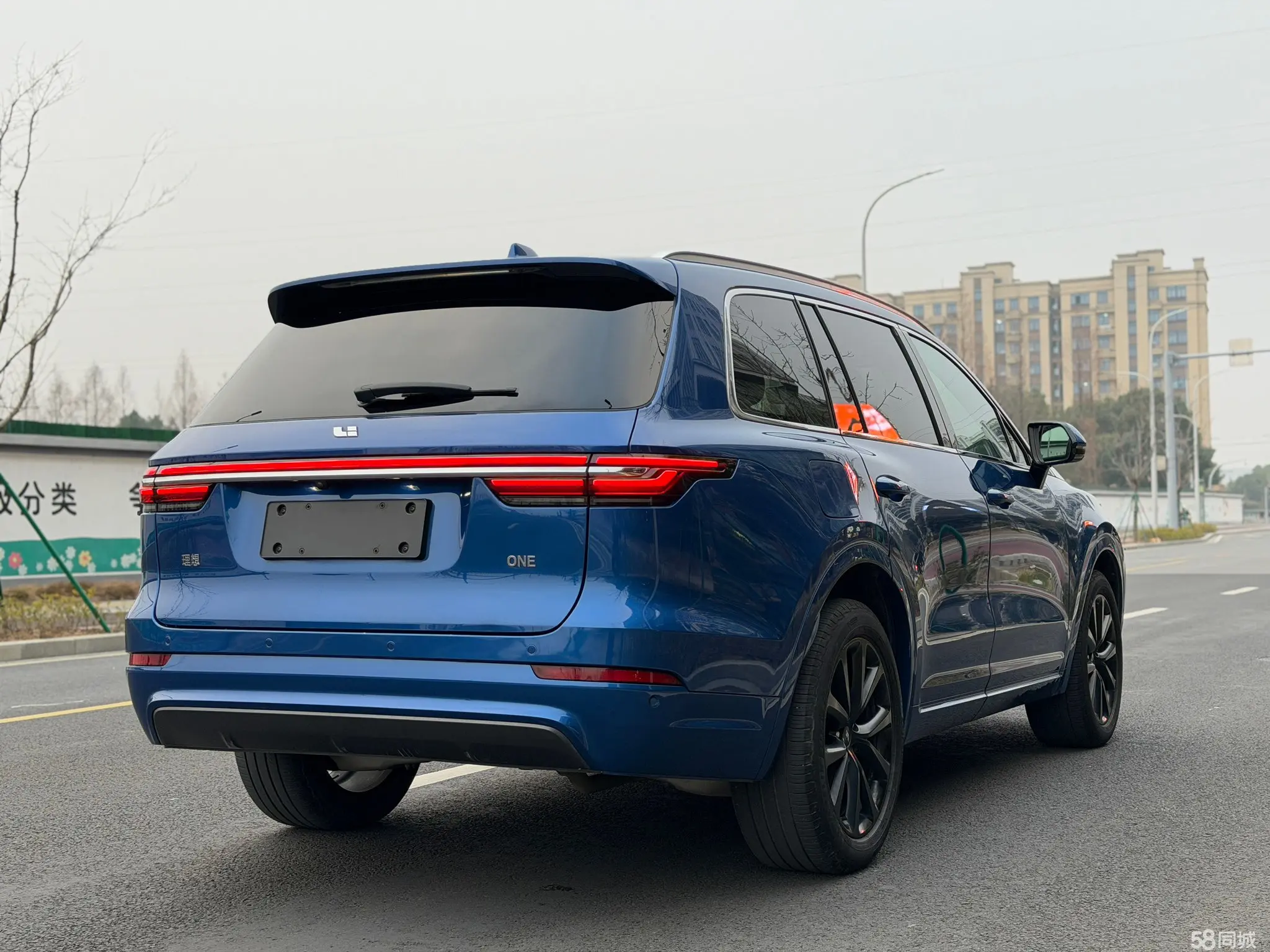 Li One 2021 изображение автомобиля #11