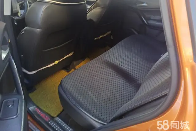 MG GS 2015 car image #11