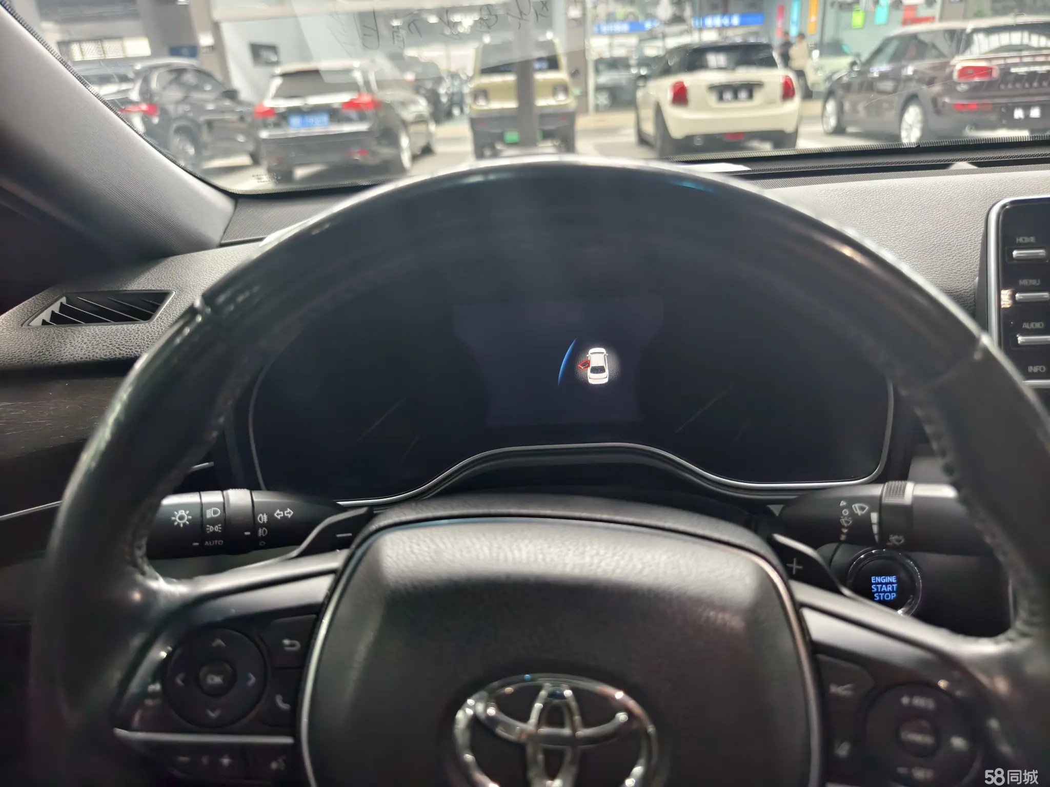 Toyota Avalon 2020 car image #11