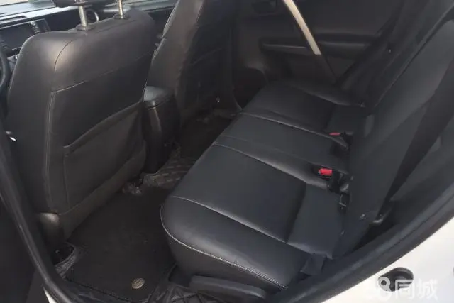 Toyota RAV4 2018 #11 Toyota RAV4 2018 car image #11