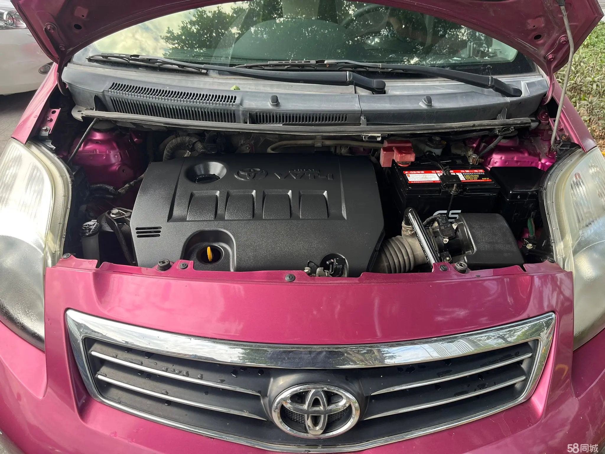 Toyota Yaris 2010 car image #11