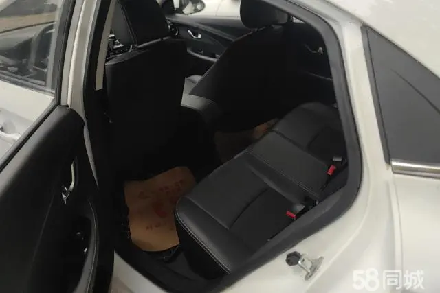 Changan Alsvin 2018 car image #11