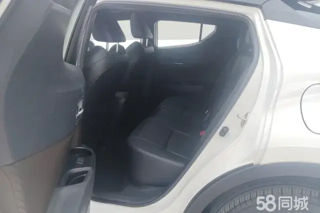 Toyota C-HR EV 2021 car image #11