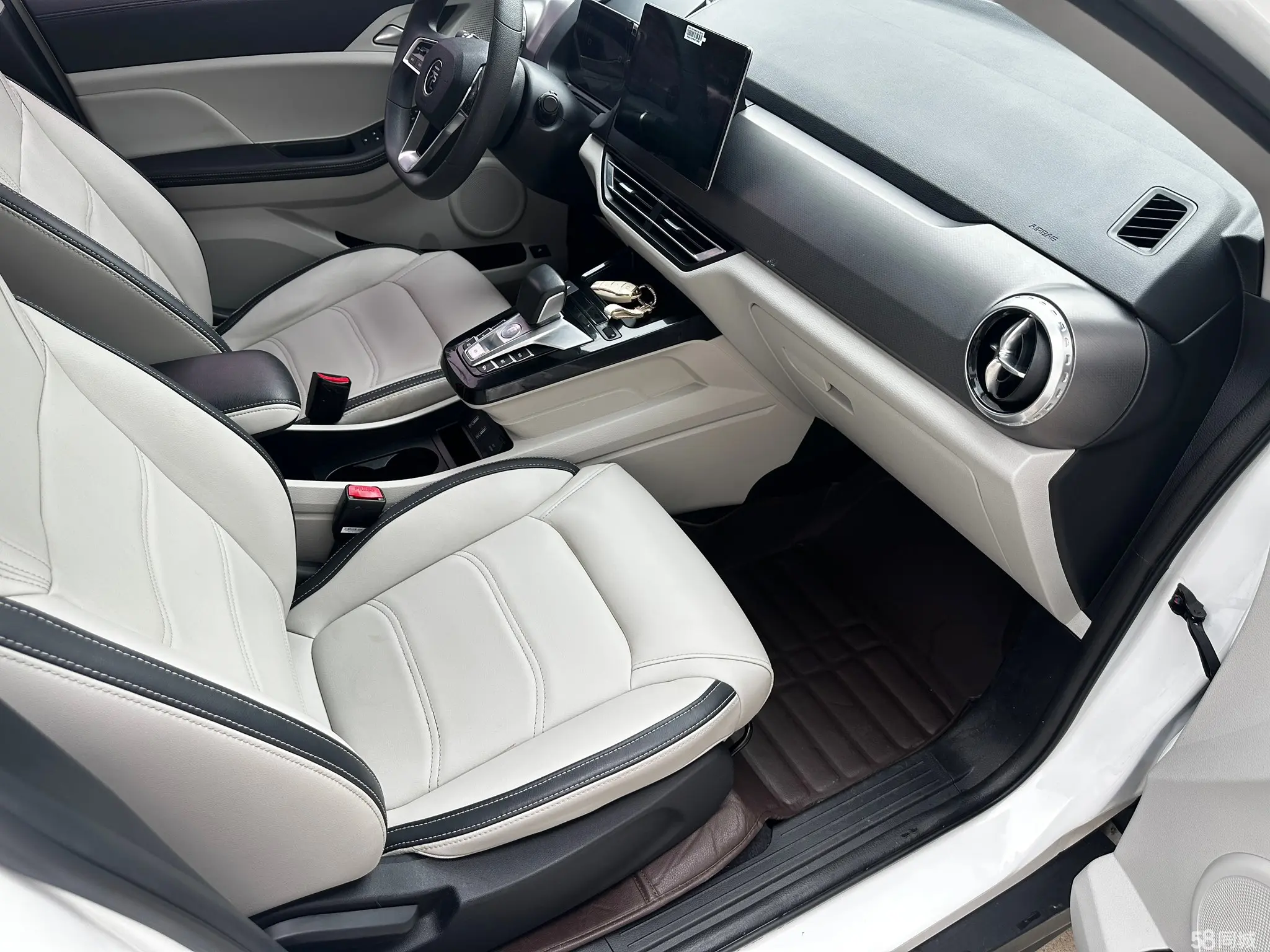 BYD Yuan Pro 2021 car image #11