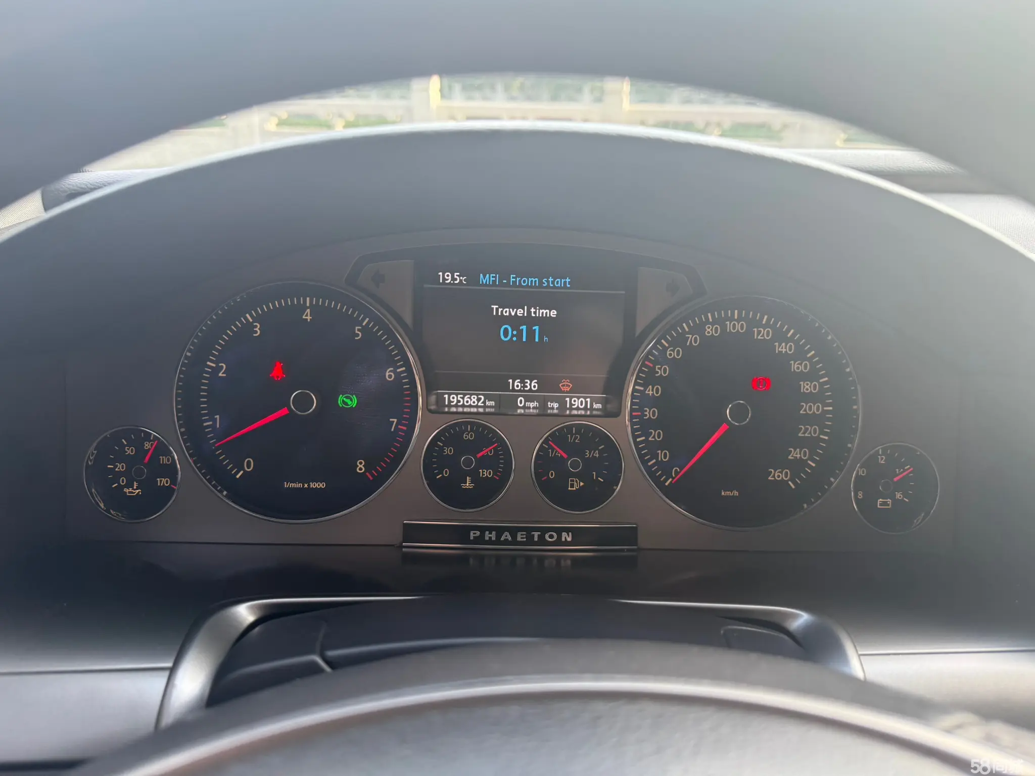 Volkswagen Pheaton 2015 immagine di auto #11