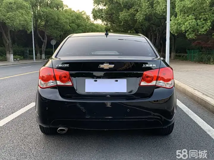 Chevrolet Cruze 2013 immagine di auto #11