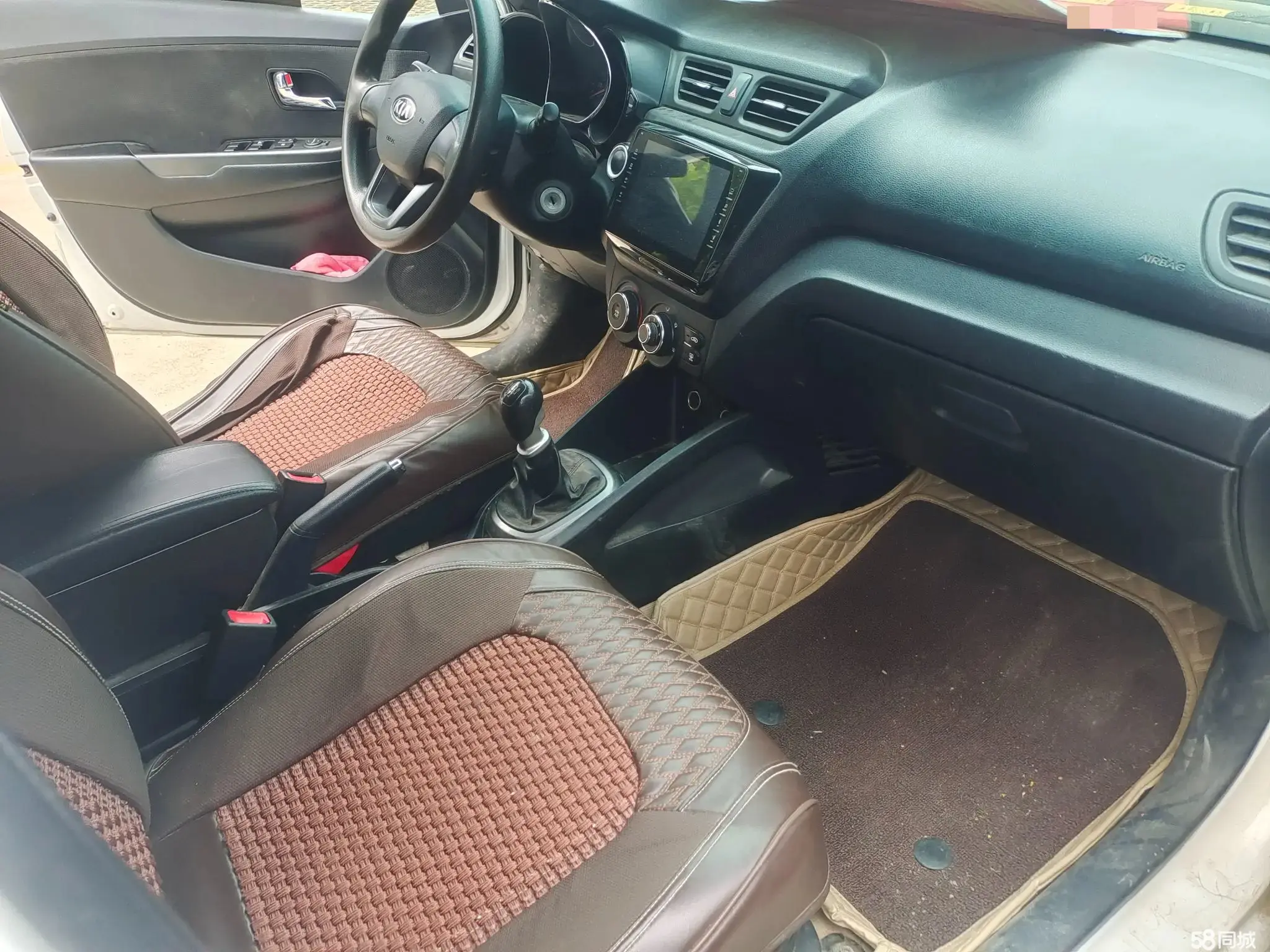 起亚 起亚K2 2012 汽车图片 #11