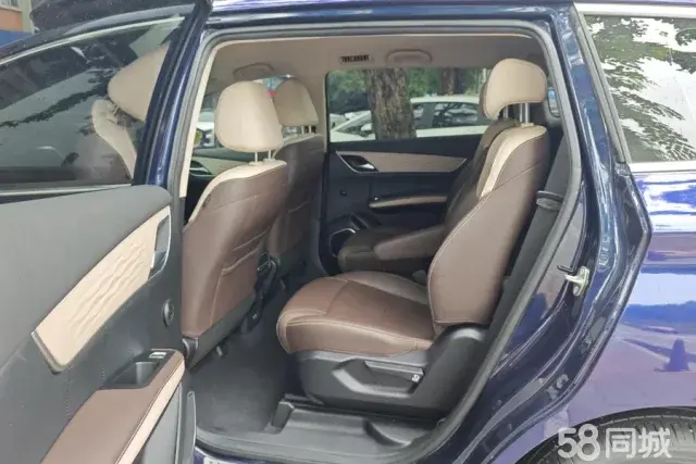 BYD Song MAX New Energy 2023 car image #11