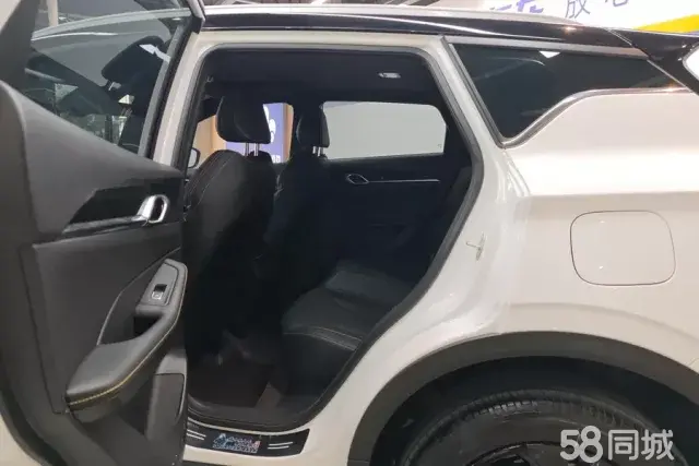 GEELY Coolray 2025 صورة سيارة #11